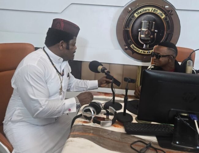 Amb. Dr Osita Offor “Ultimate Commander”, Receives the Masters Radio 105.9 FM, Award for Philanthropist/ Humanitarian Personality, 2025.