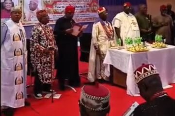 Chief Dr. Emeka Kalu Chairs Inauguration of State Council of Ndi-Eze Ohanaeze Ndigbo Worldwide Abia State Chapter