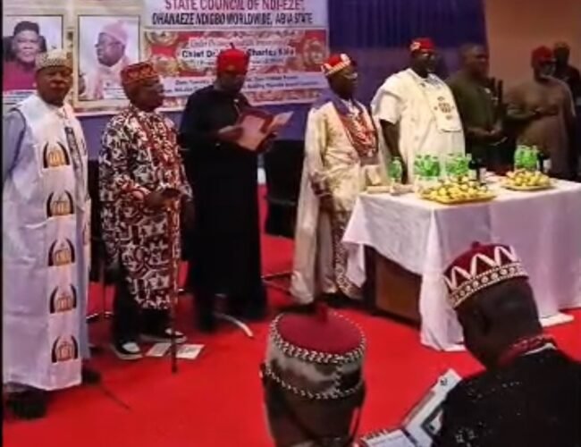 Chief Dr. Emeka Kalu Chairs Inauguration of State Council of Ndi-Eze Ohanaeze Ndigbo Worldwide Abia State Chapter